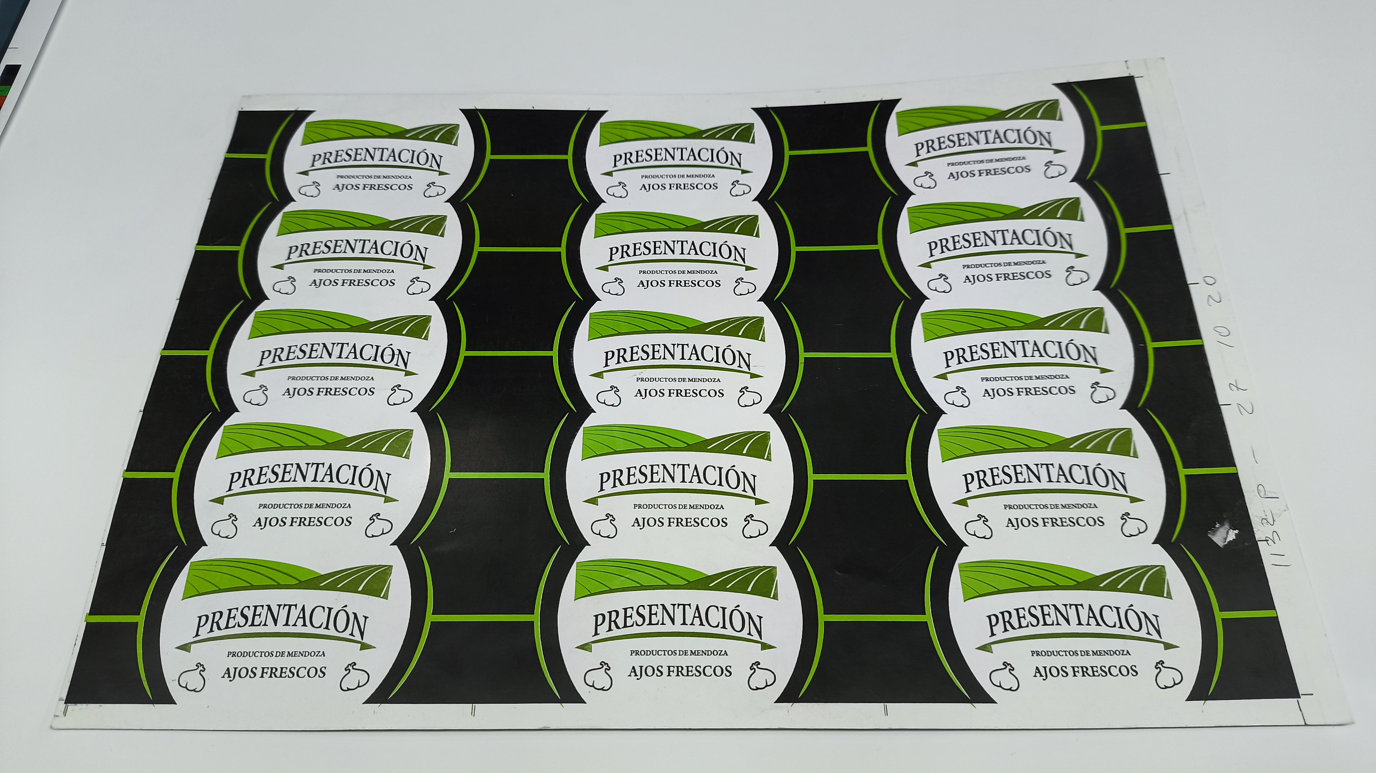 Etiquetas personalizadas — Multigraff